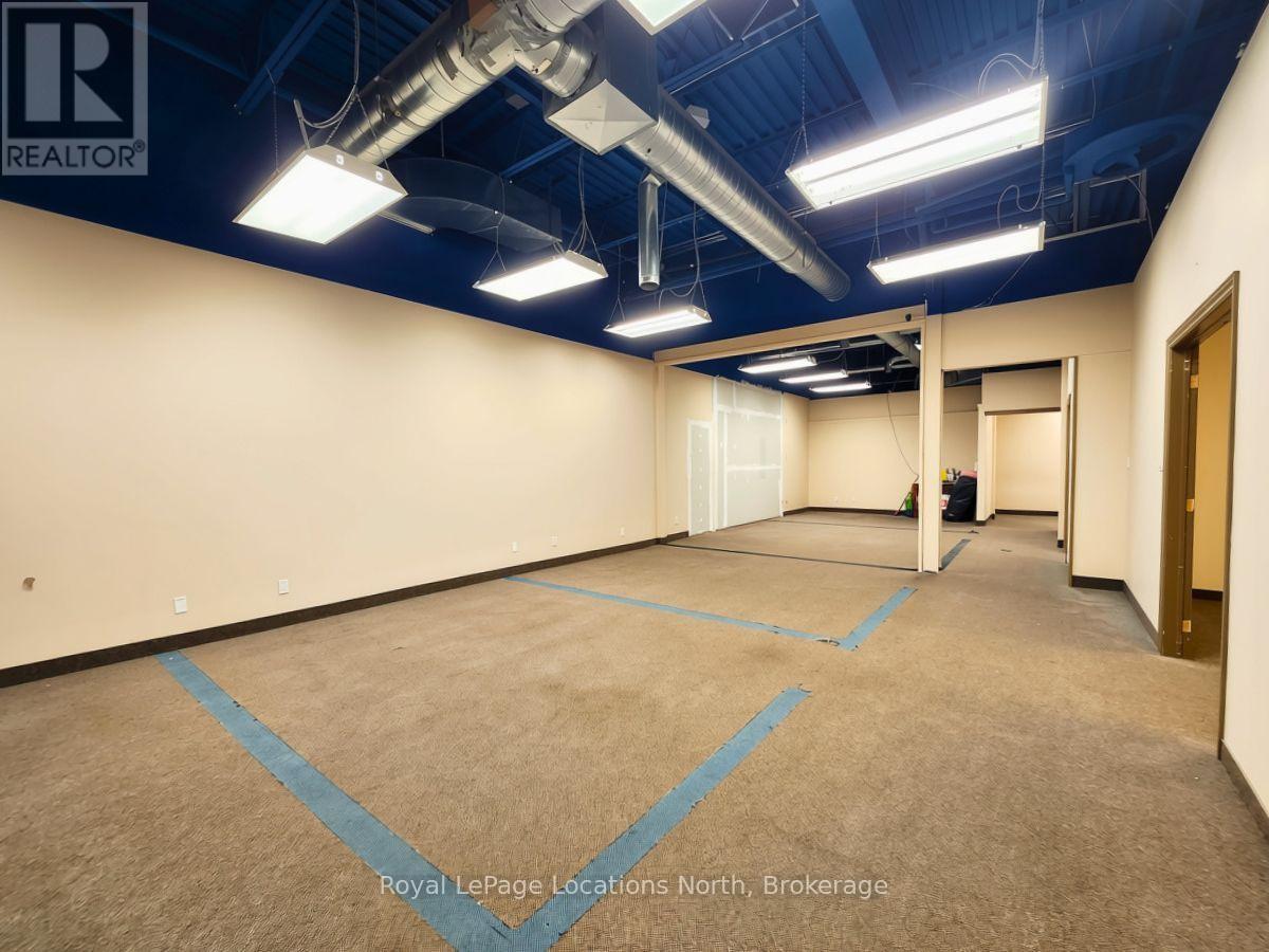 Unit 3 - 101 Pretty River Parkway S Property Photo 6