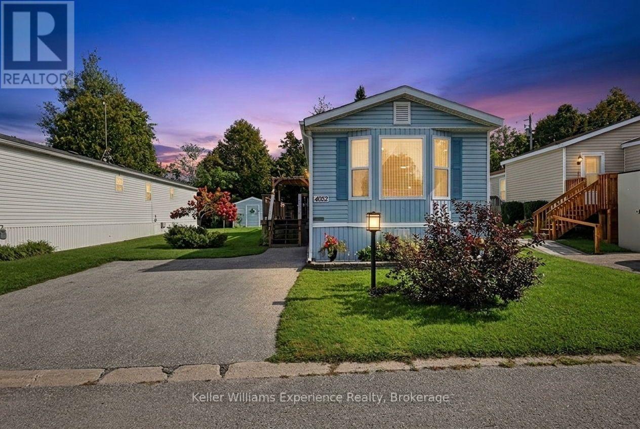 4052 Ash Crescent Property Photo 1