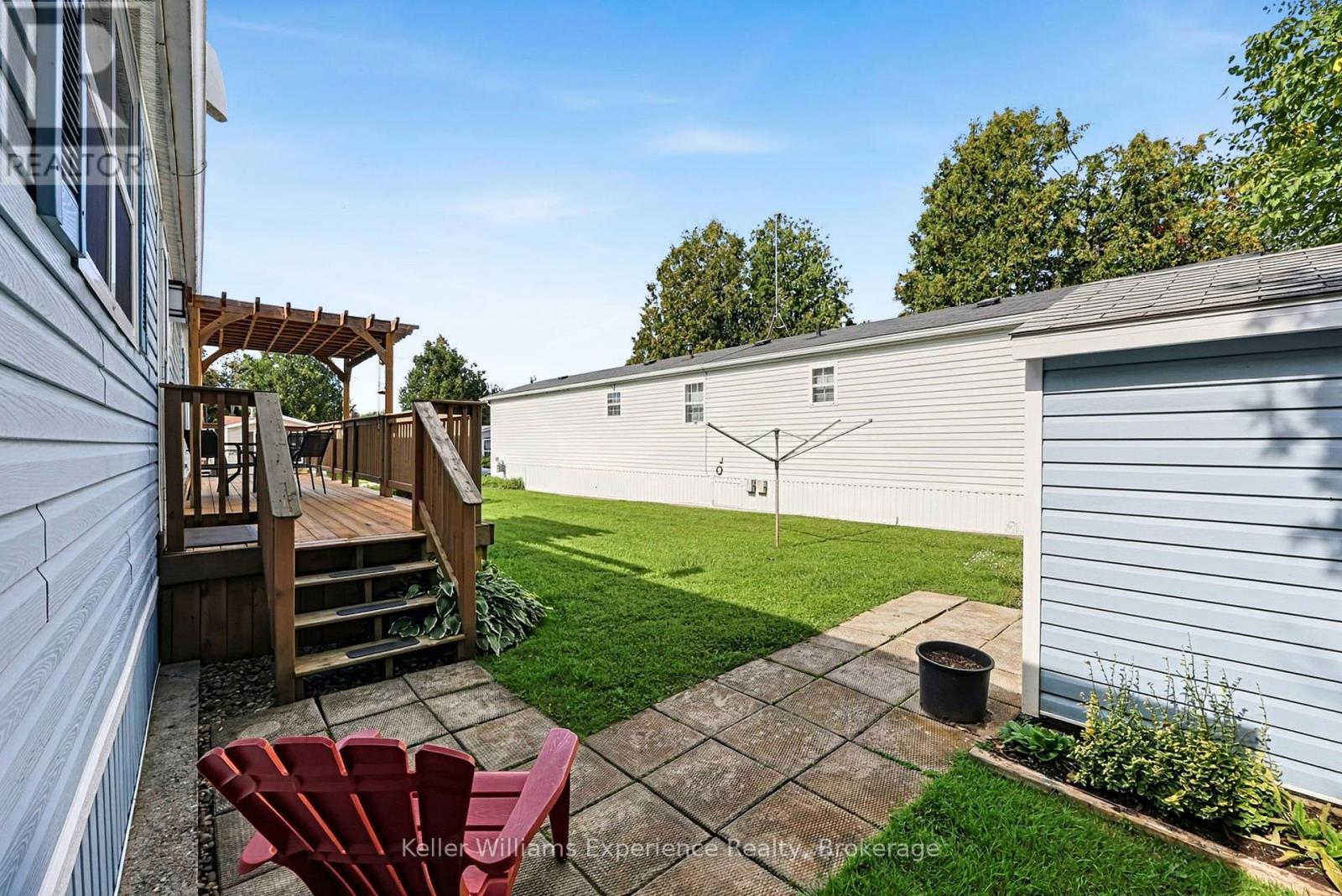 4052 Ash Crescent Property Photo 23