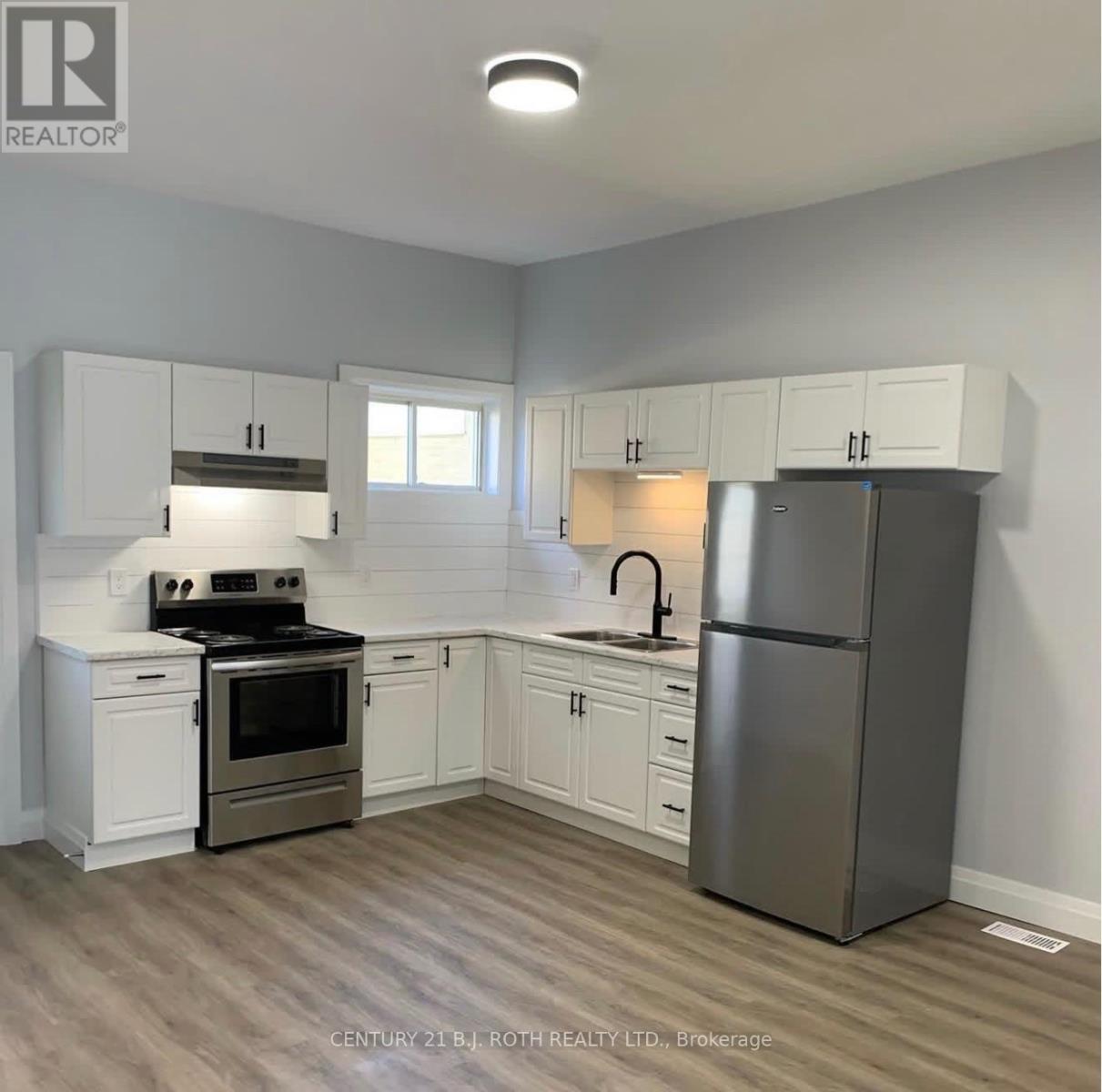 757 Fourth Avenue Property Photo 23