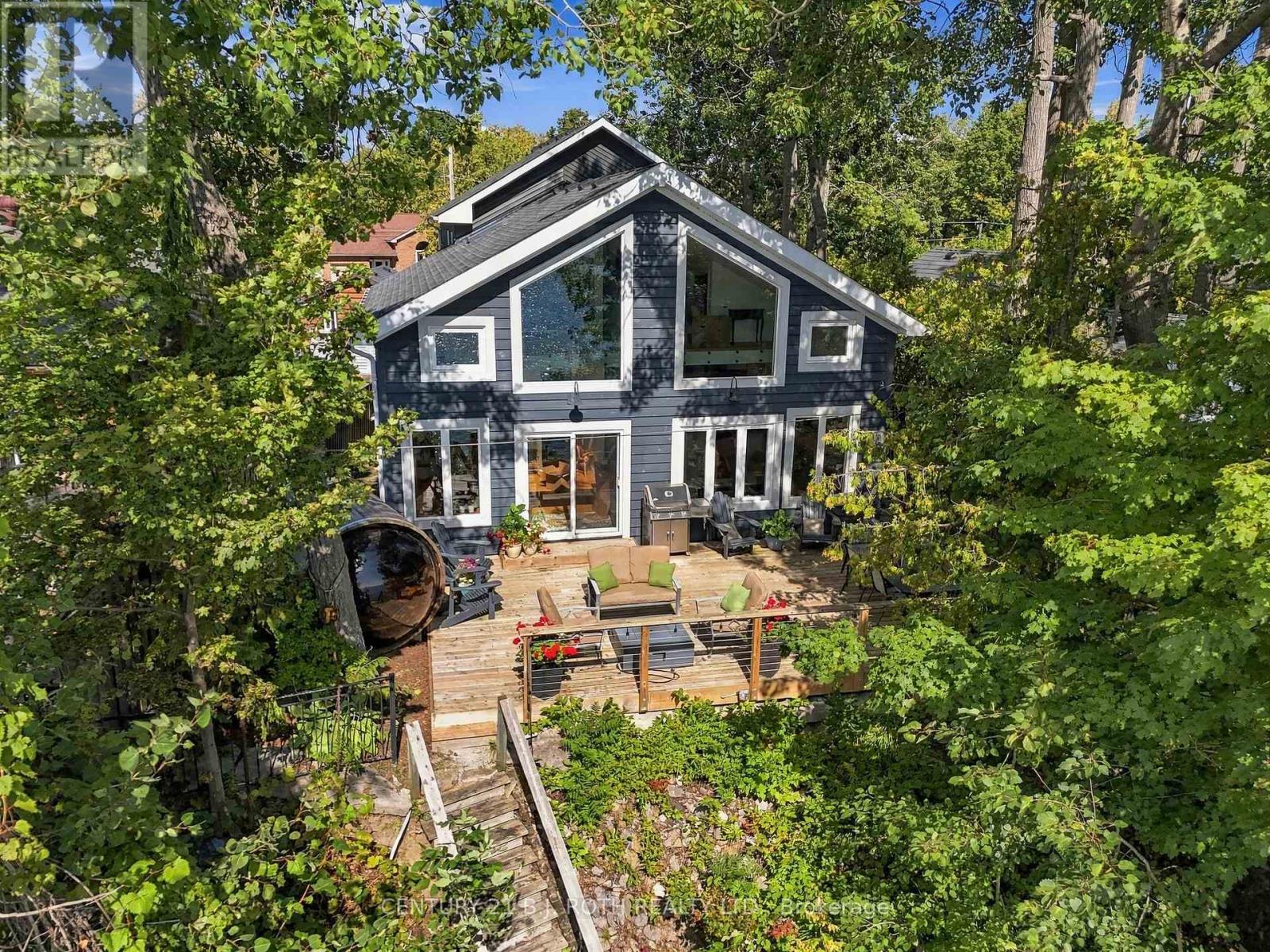 19 Stanley Avenue Property Photo 1