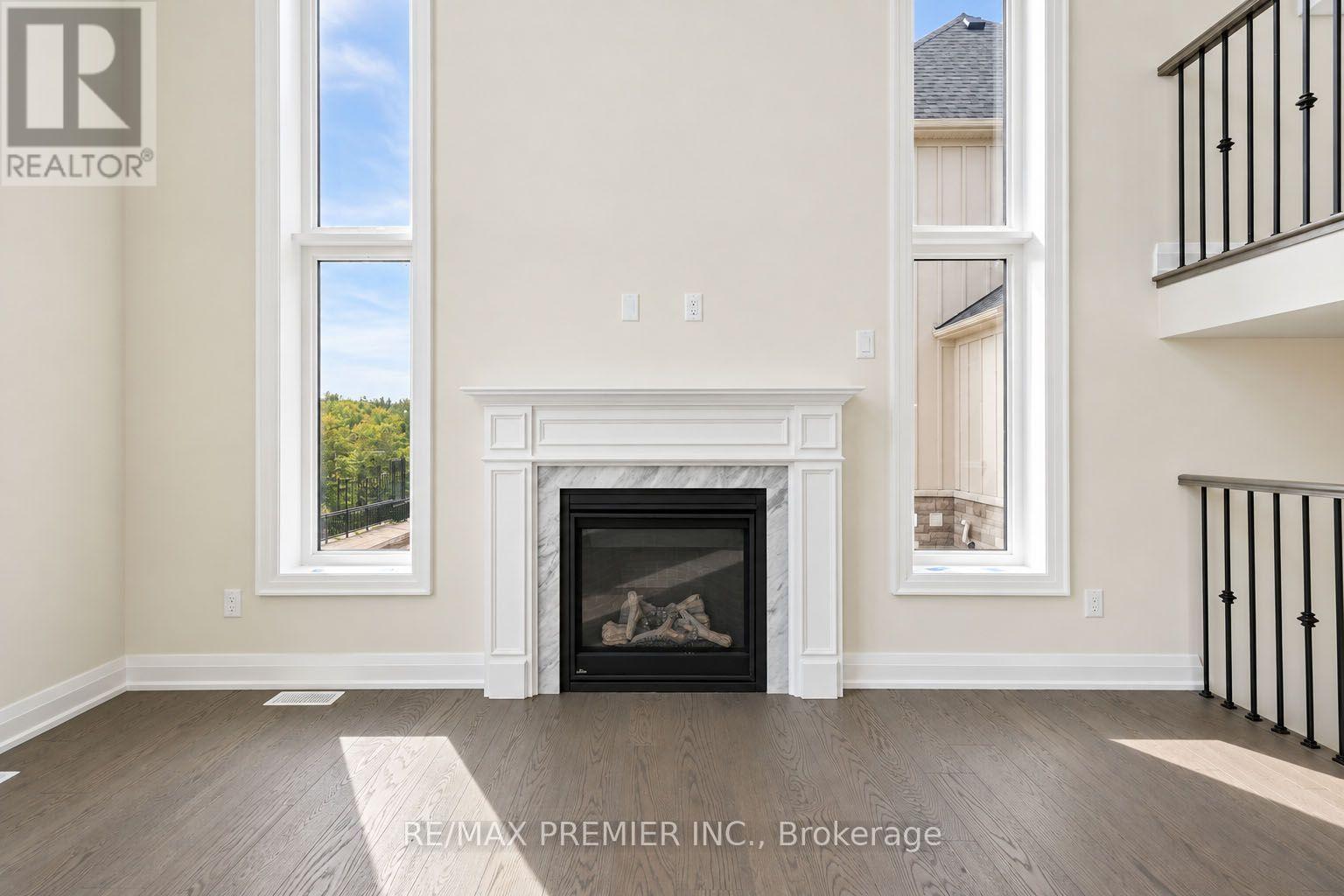 90 Pearsall Place Property Photo 18