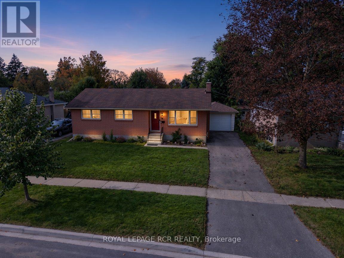 18 Oak Street Property Photo 3