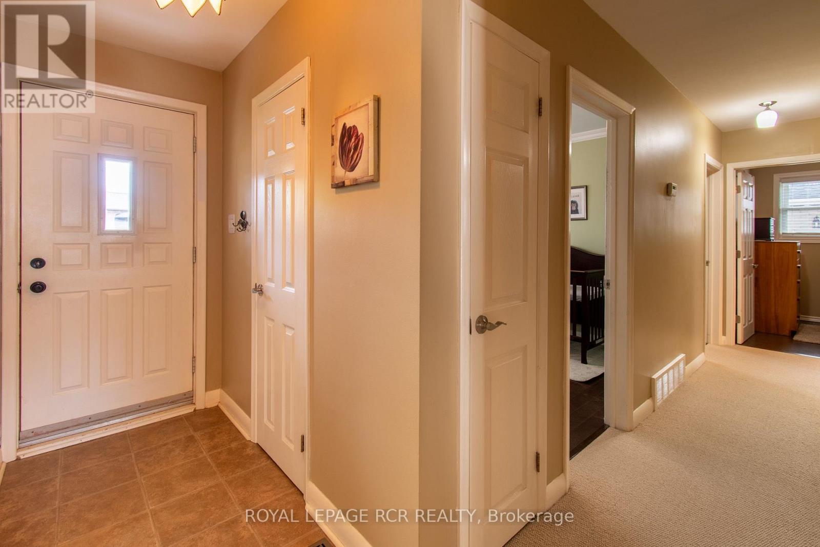 18 Oak Street Property Photo 4