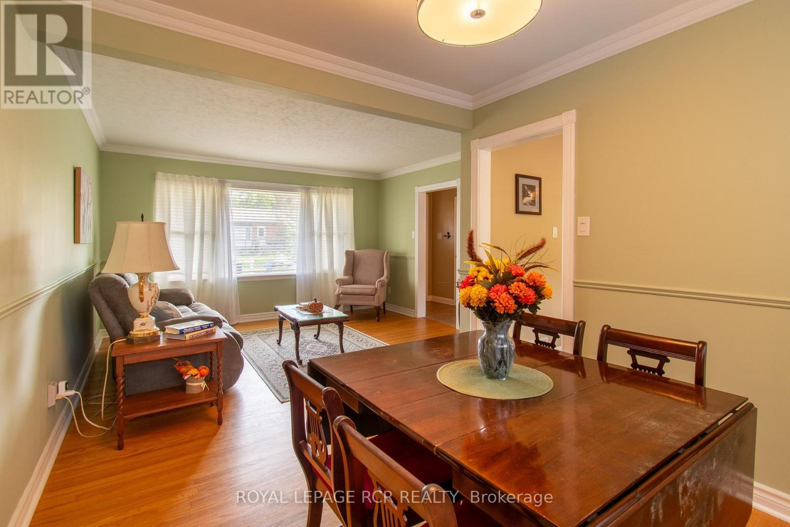 18 Oak Street Property Photo 7