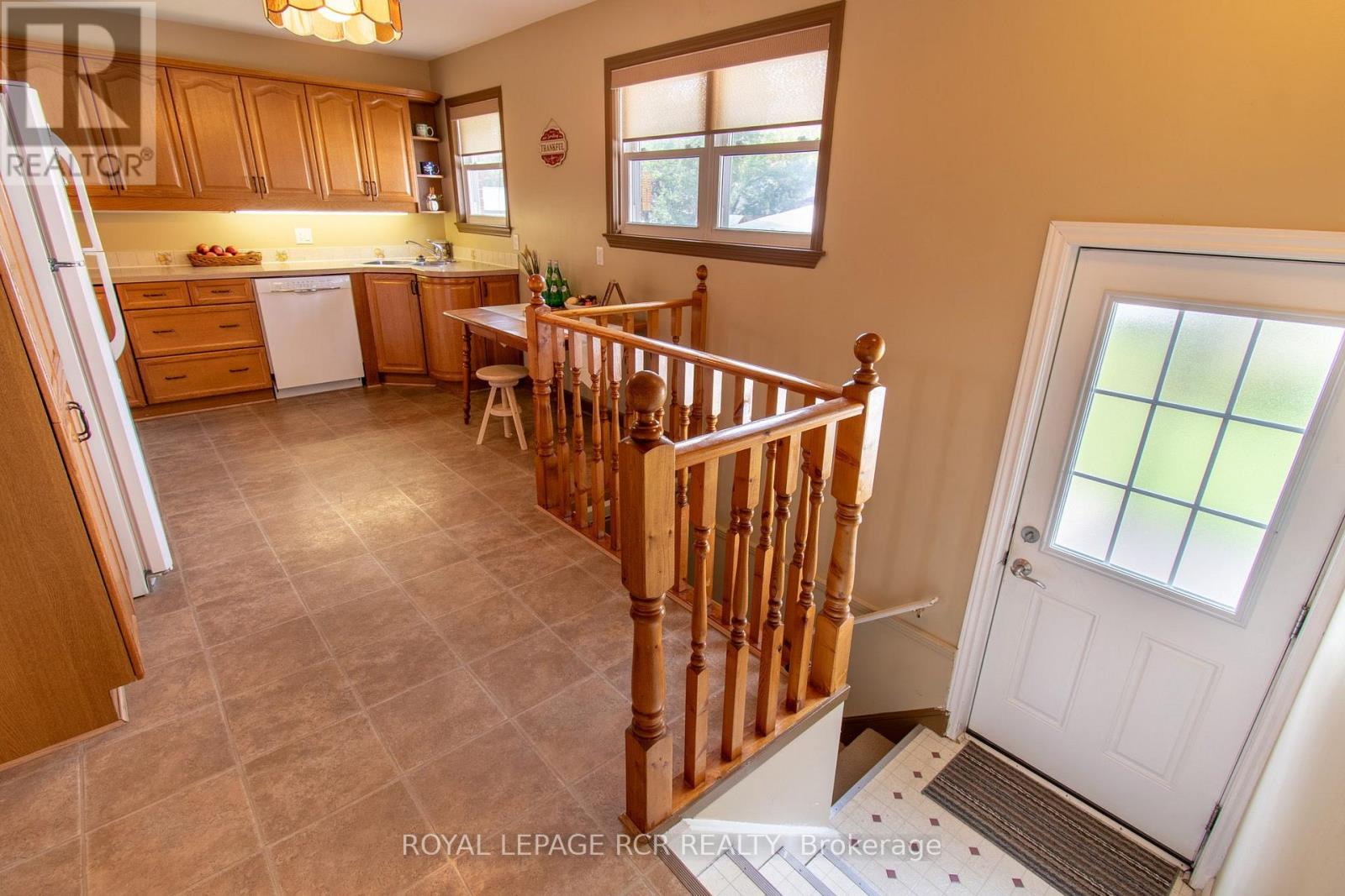 18 Oak Street Property Photo 16