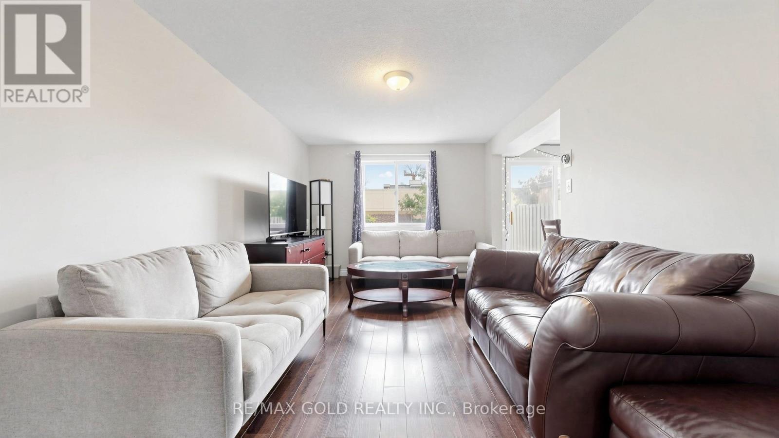 29 Srigley Street Property Photo 5