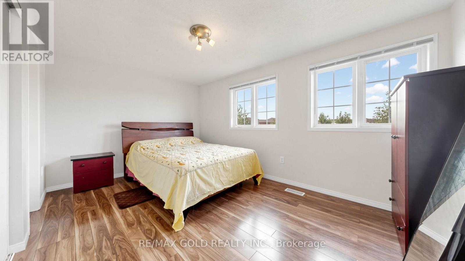 29 Srigley Street Property Photo 22