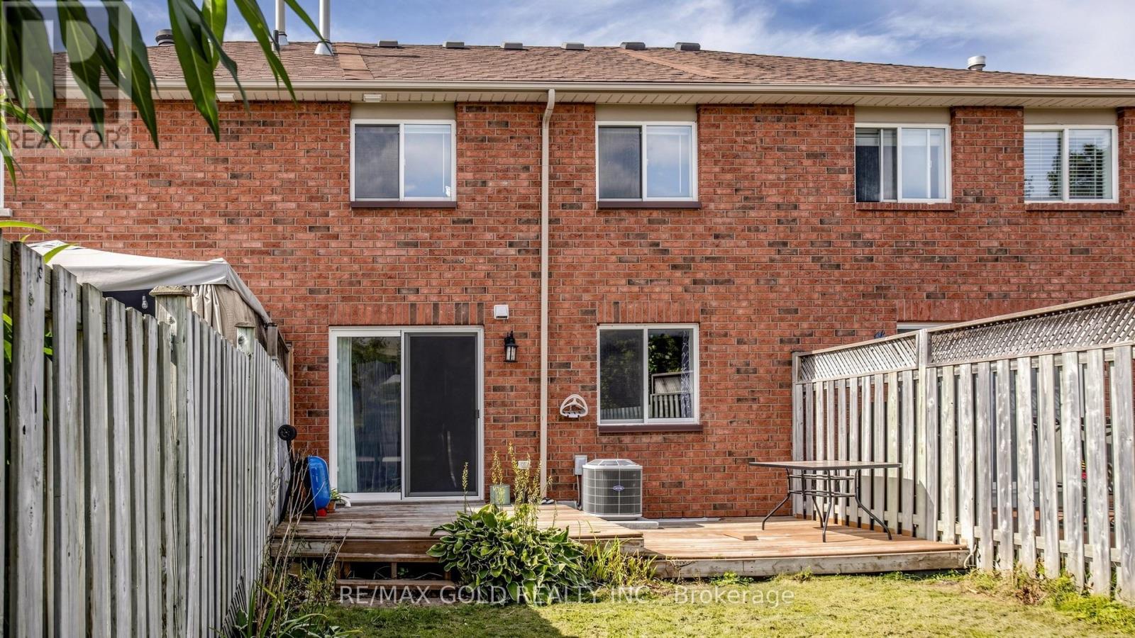 29 Srigley Street Property Photo 40
