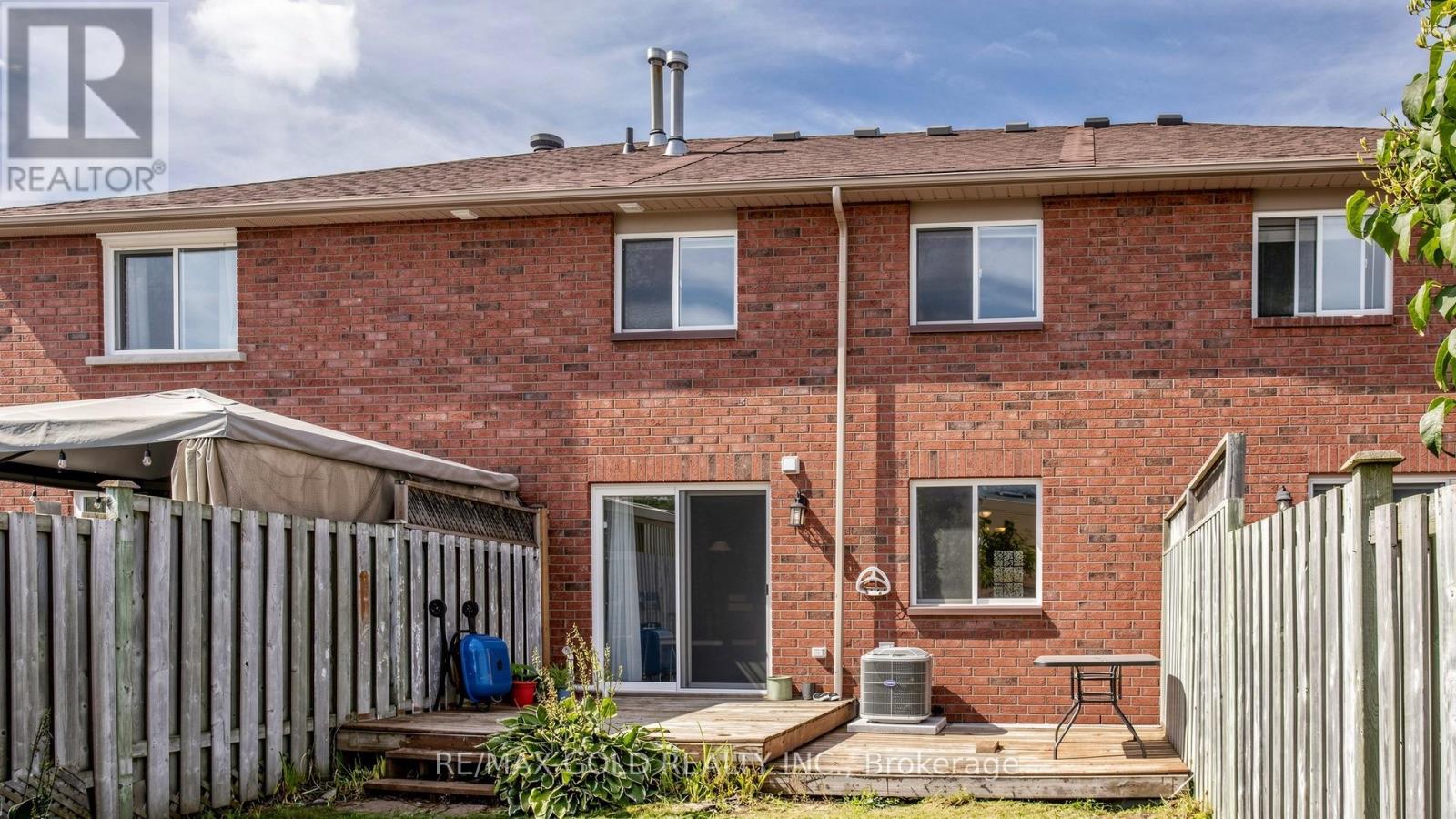 29 Srigley Street Property Photo 41