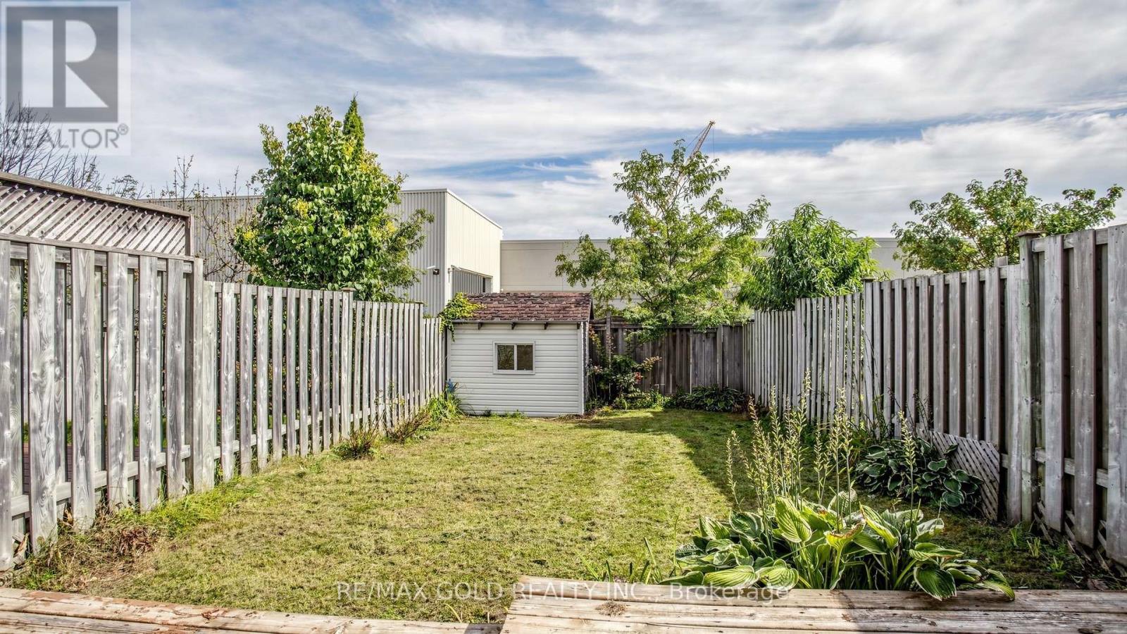 29 Srigley Street Property Photo 46