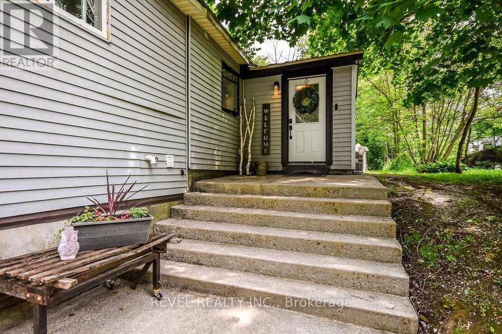 3267 Albany Street Property Photo 4