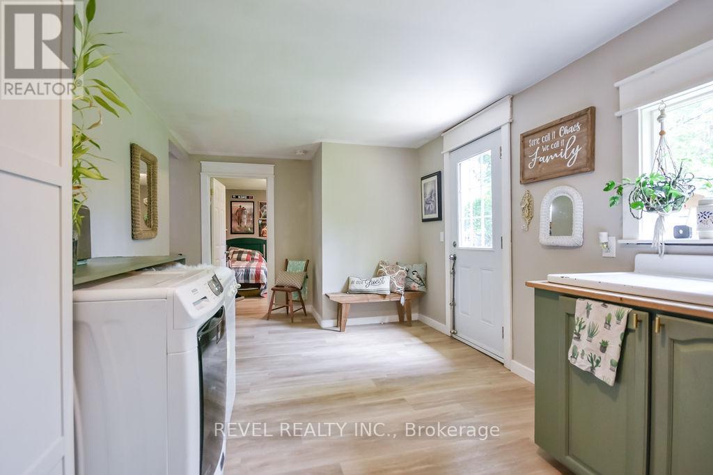 3267 Albany Street Property Photo 10