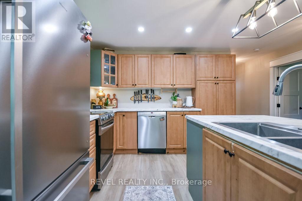 3267 Albany Street Property Photo 12