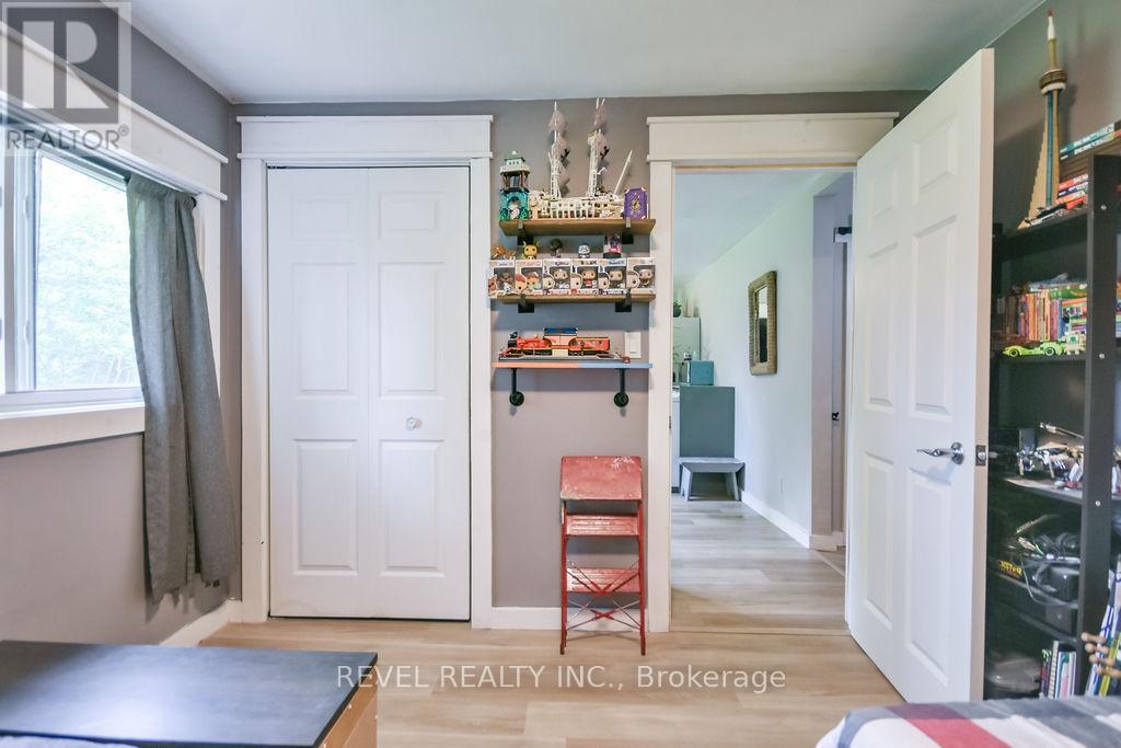 3267 Albany Street Property Photo 32