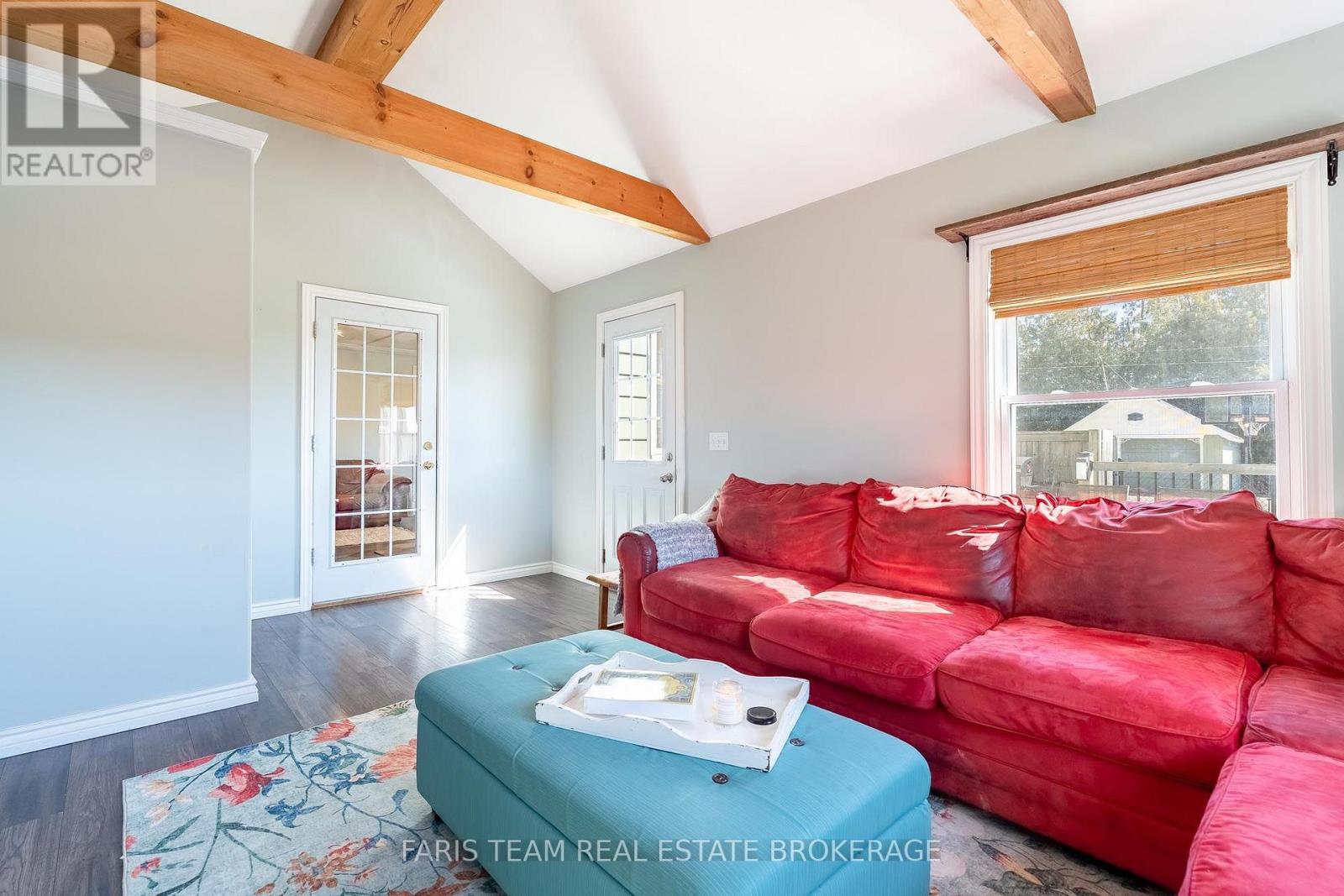 1346 Penetanguishene Road Property Photo 18
