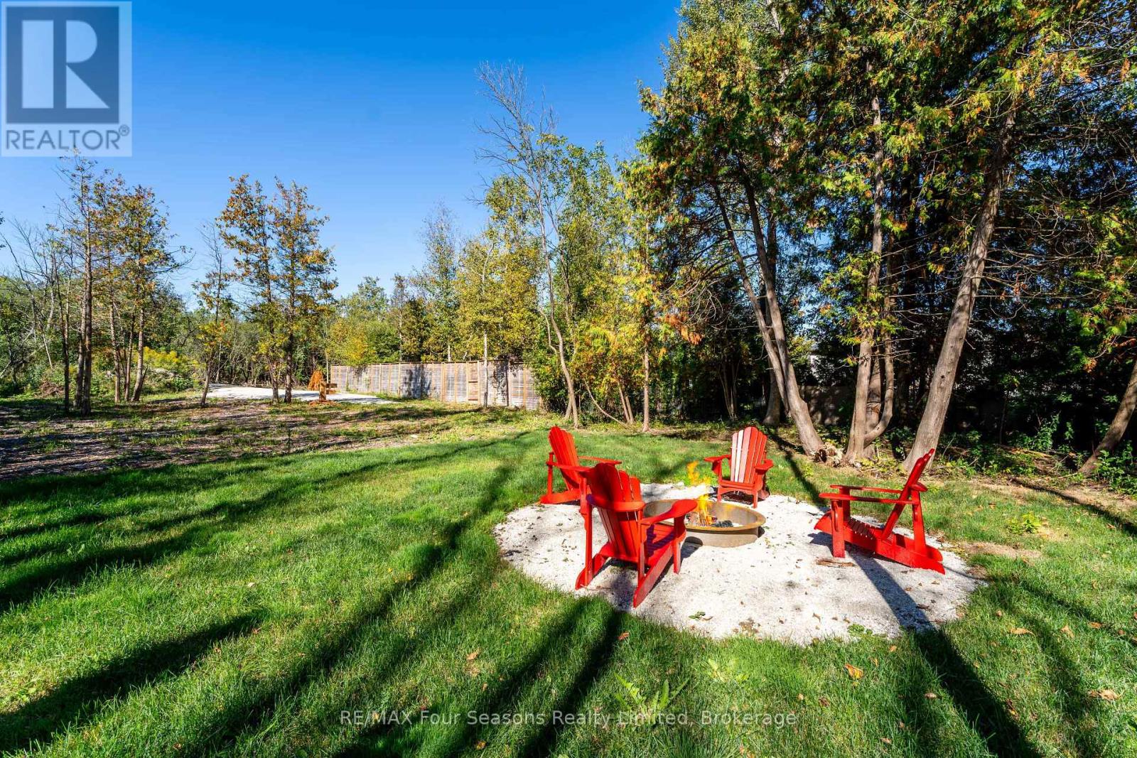 9746 Beachwood Road Property Photo 1