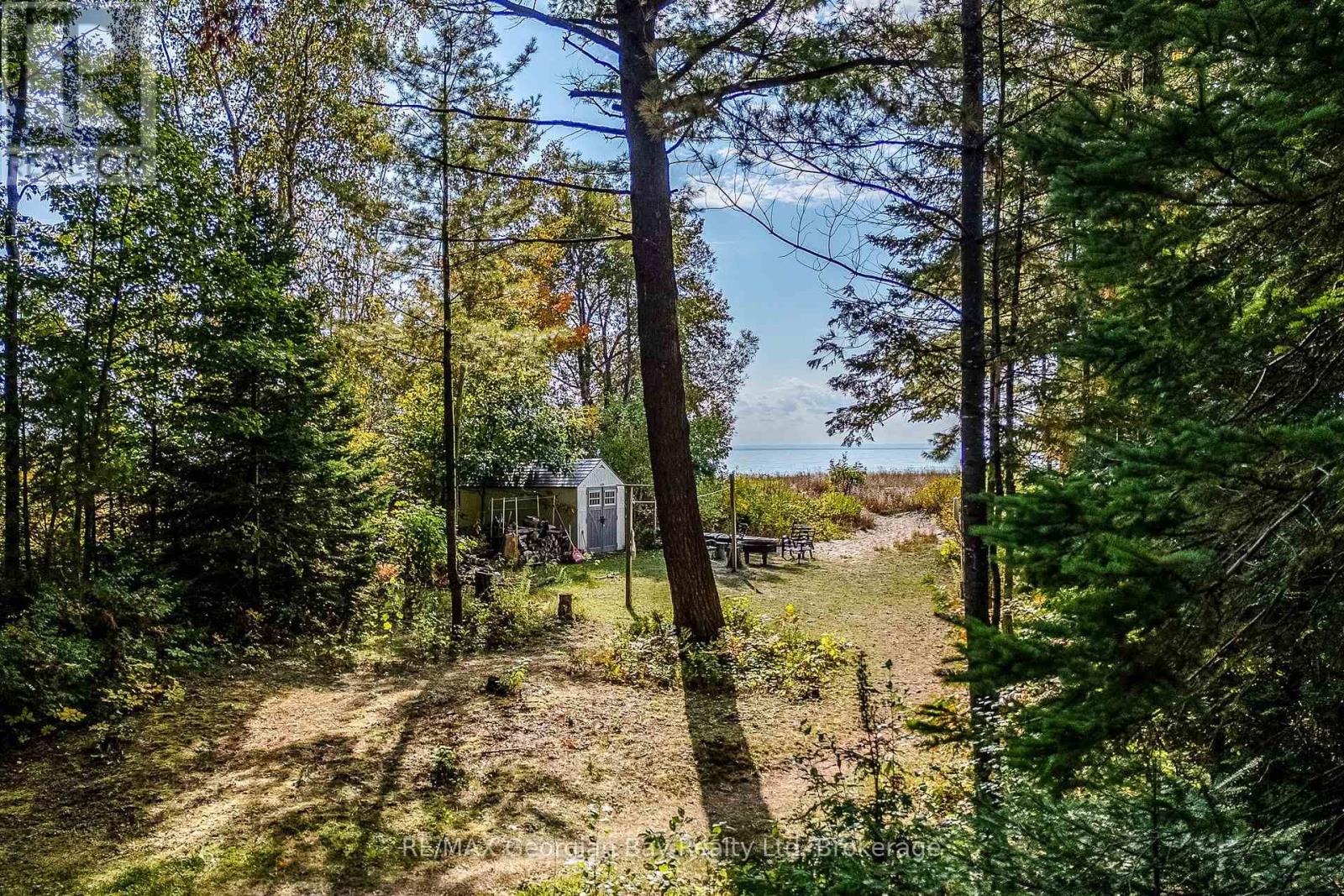 100 Nottawaga Drive Property Photo 7