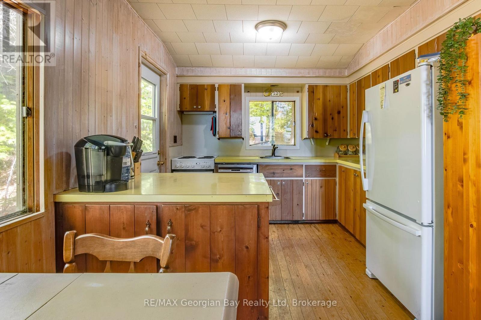 100 Nottawaga Drive Property Photo 16