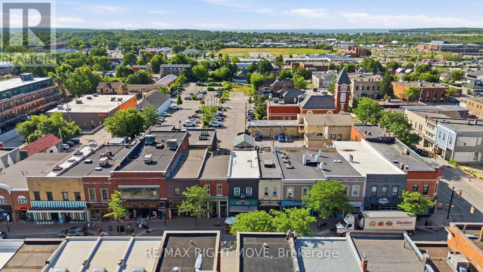 101 Mississaga Street E Property Photo 22