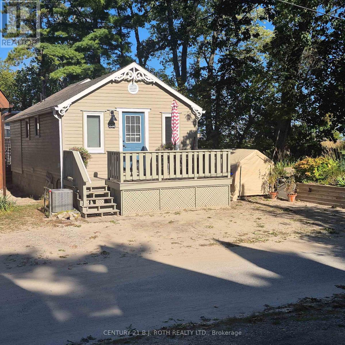 230 Shore Lane Property Photo 1