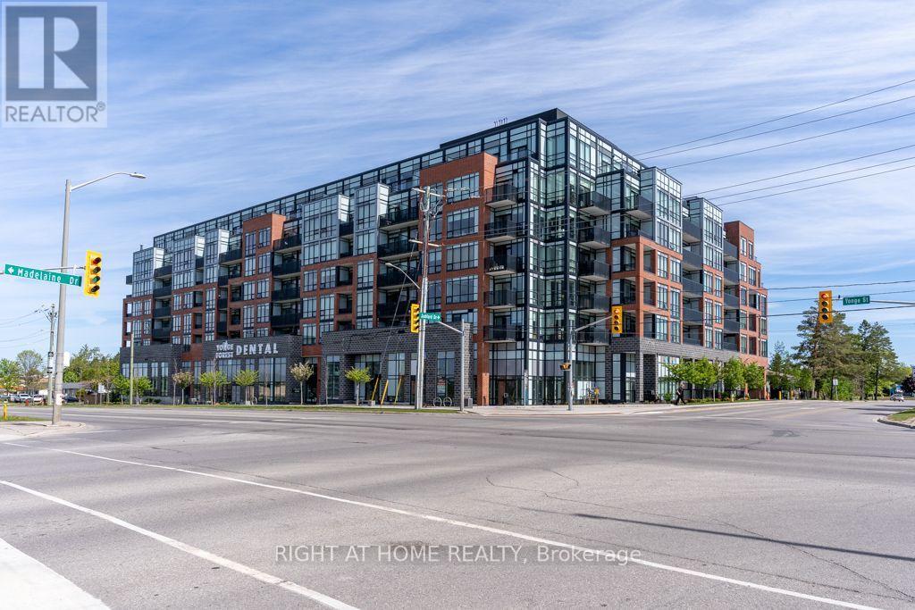 409 - 681 Yonge Street Property Photo 1