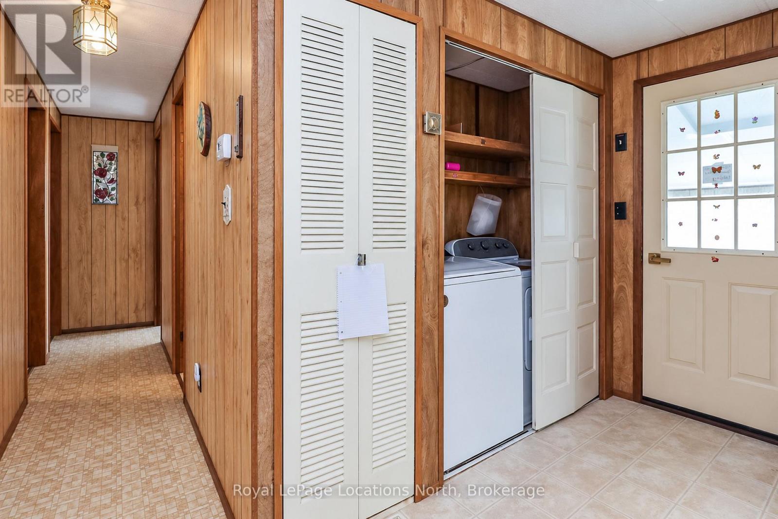 16 Sinclair Avenue S Property Photo 15