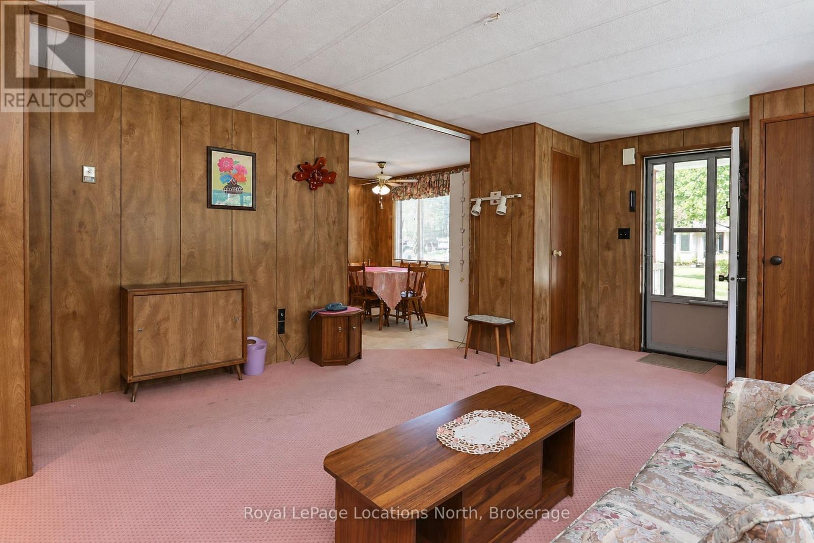 16 Sinclair Avenue S Property Photo 26