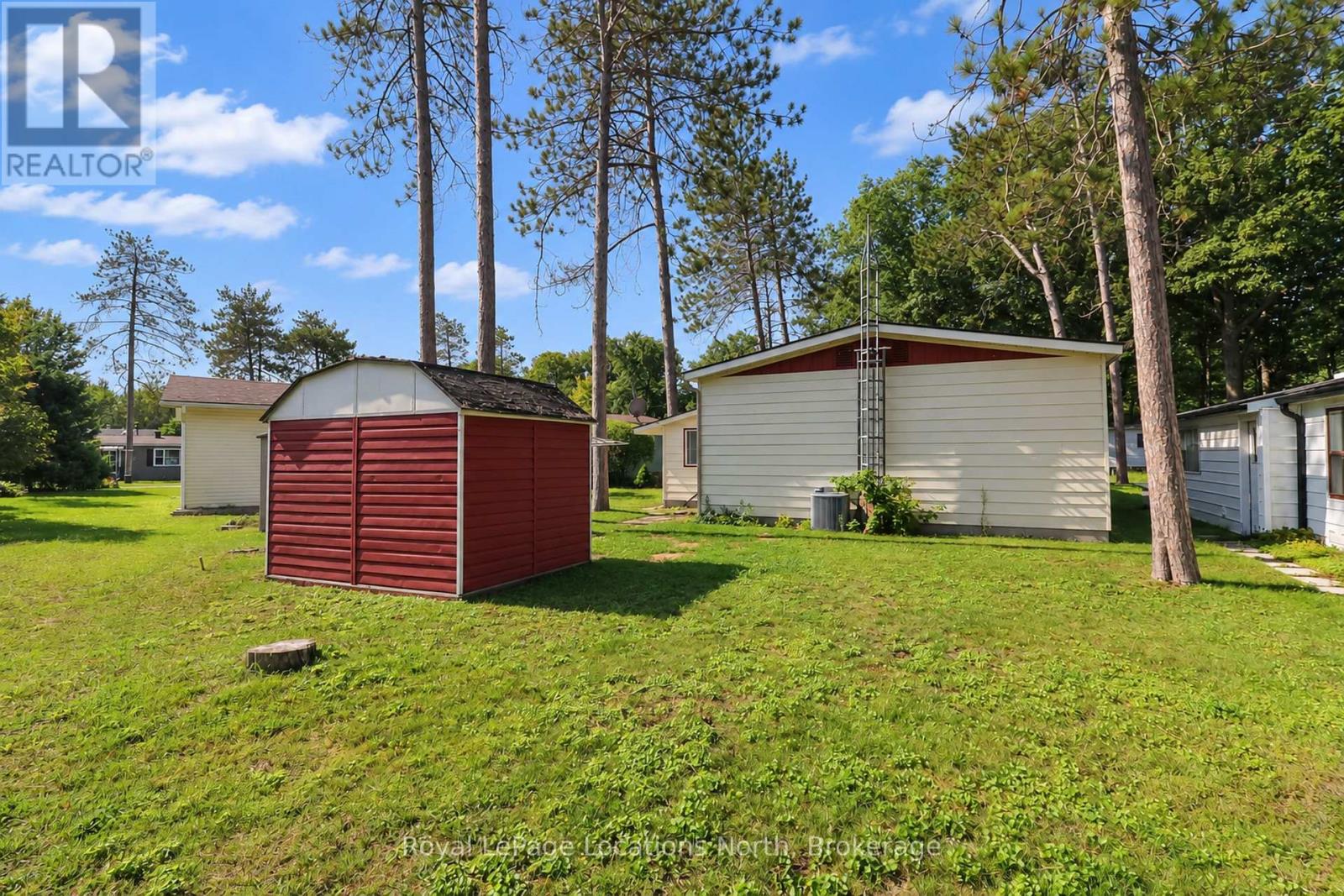 16 Sinclair Avenue S Property Photo 32