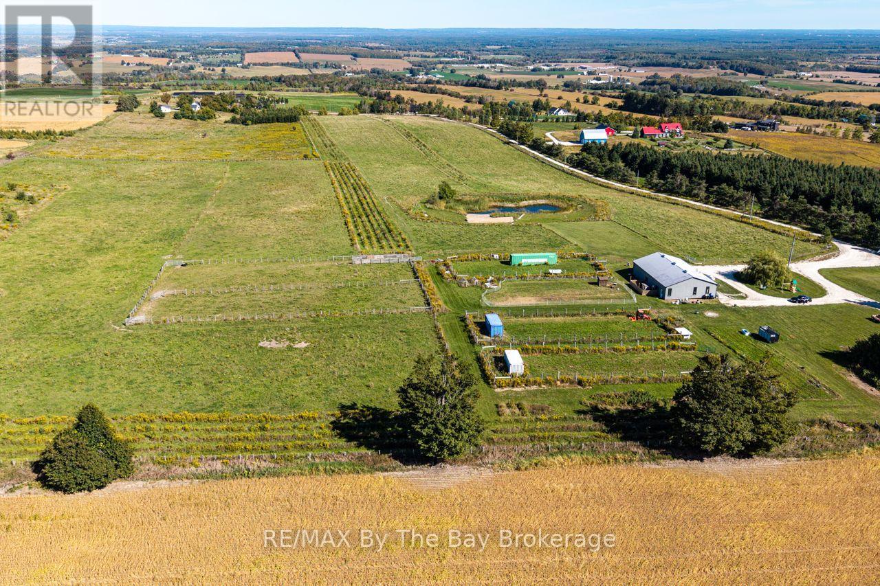 2574 Fairgrounds Road S Property Photo 33