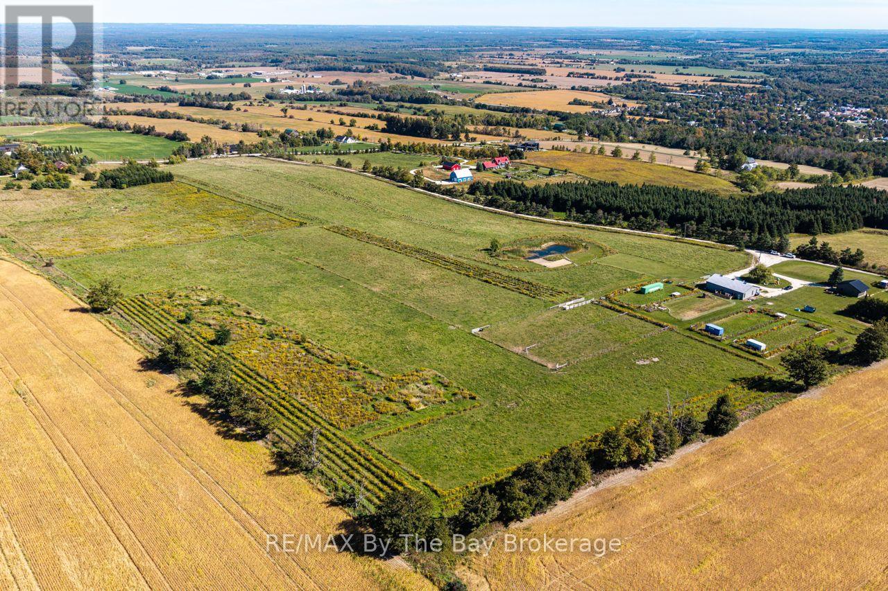 2574 Fairgrounds Road S Property Photo 34