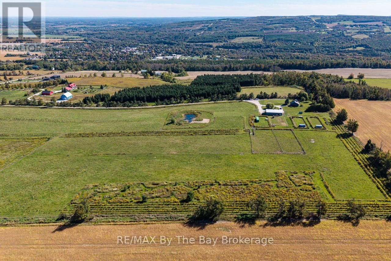2574 Fairgrounds Road S Property Photo 38