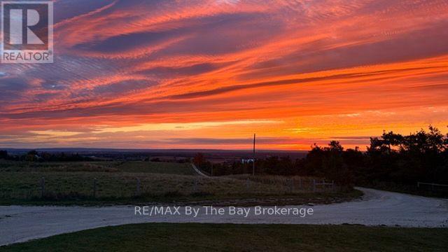 2574 Fairgrounds Road S Property Photo 48