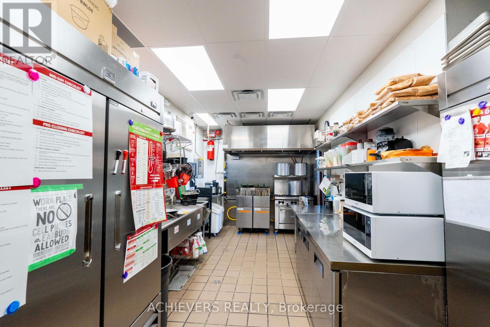 130 Atherley Rd Road Property Photo 7