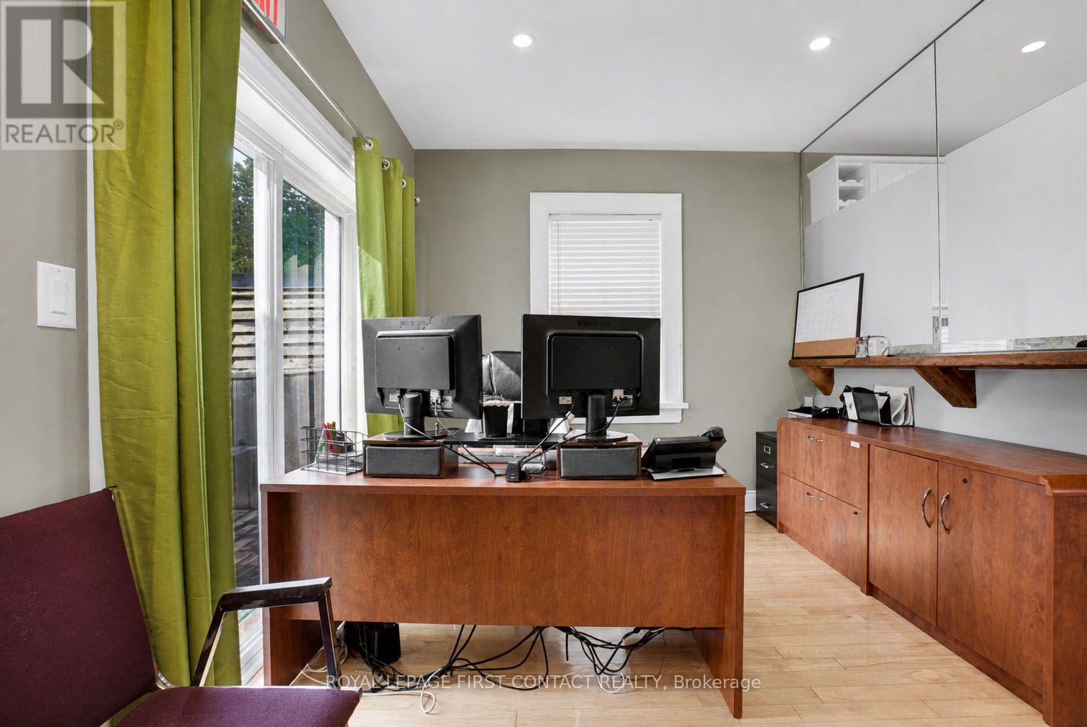 177 Dunlop Street W Property Photo 7