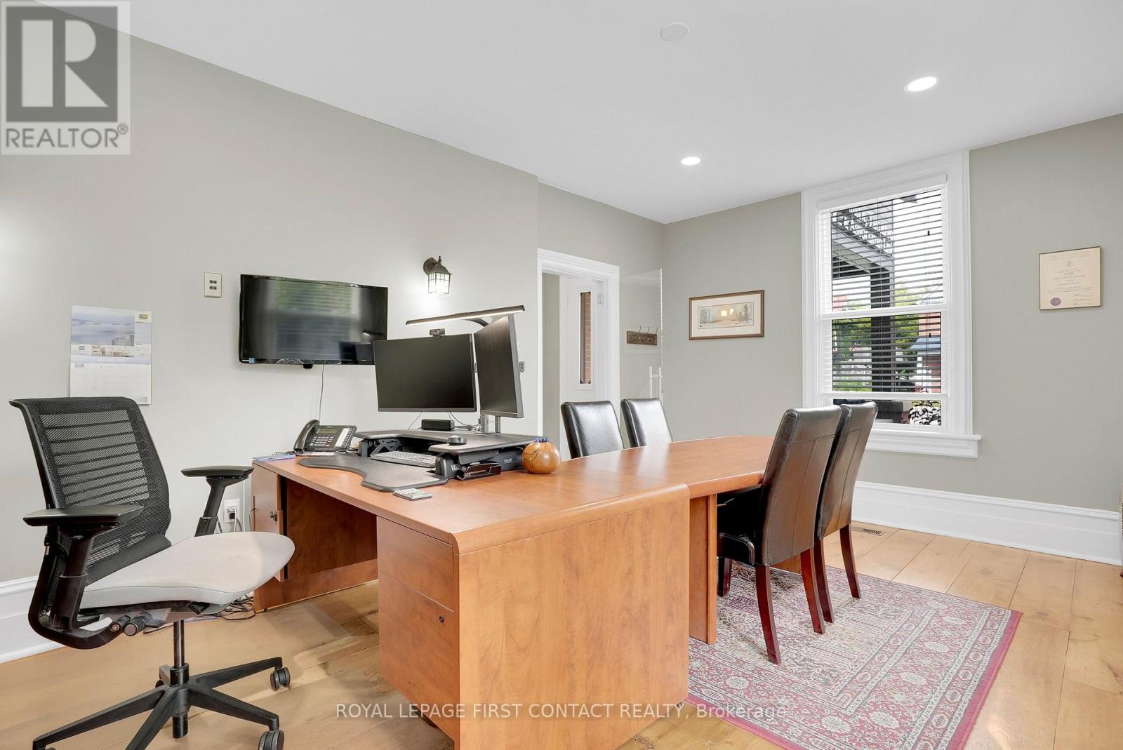 177 Dunlop Street W Property Photo 11