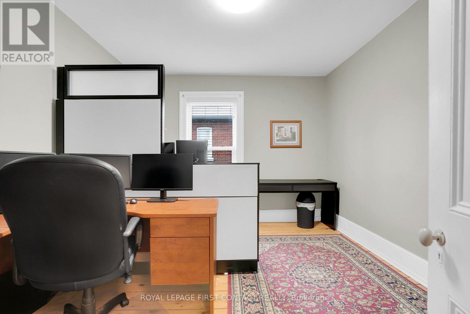177 Dunlop Street W Property Photo 14
