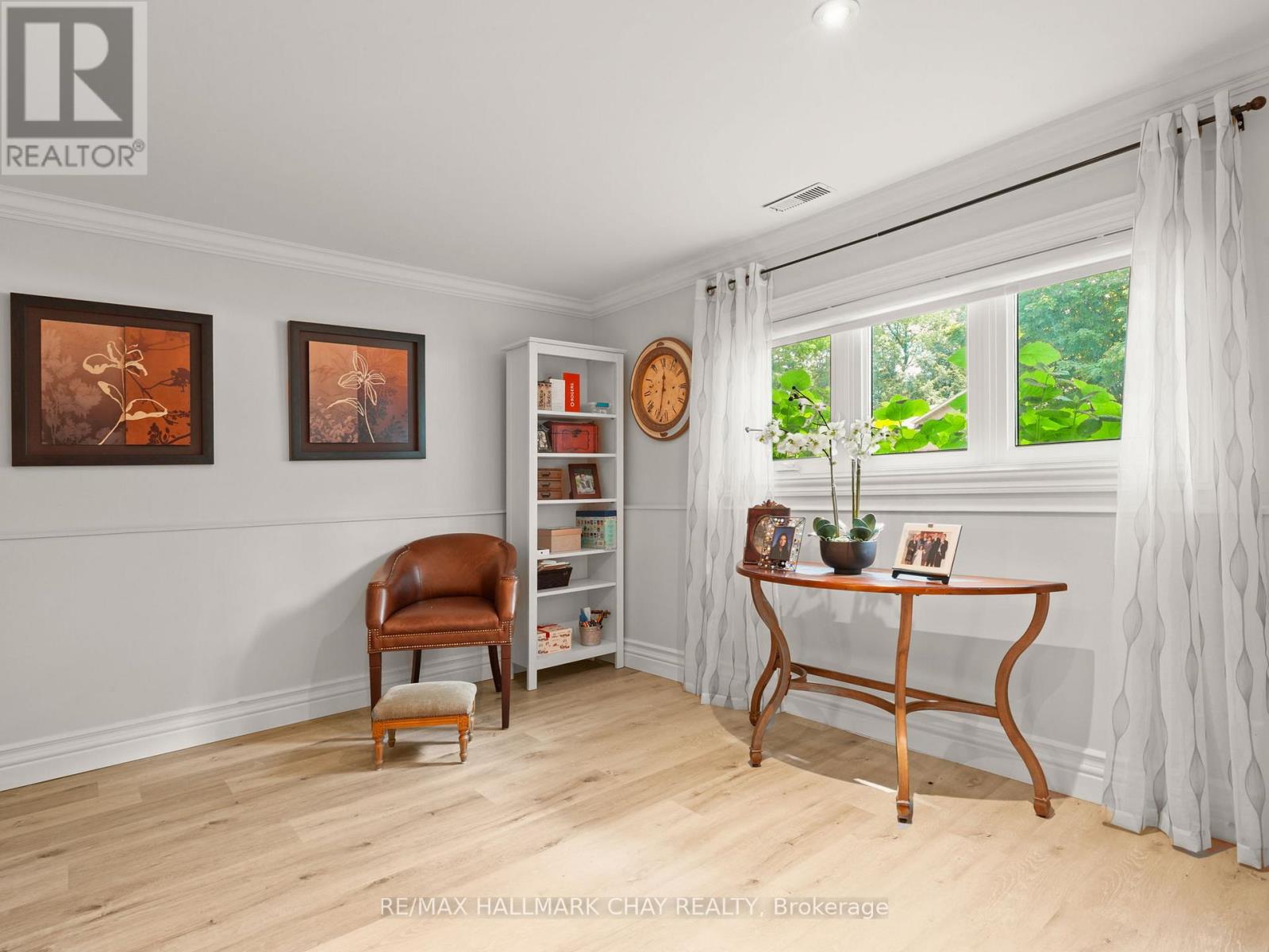 20 Downer Crescent Property Photo 32
