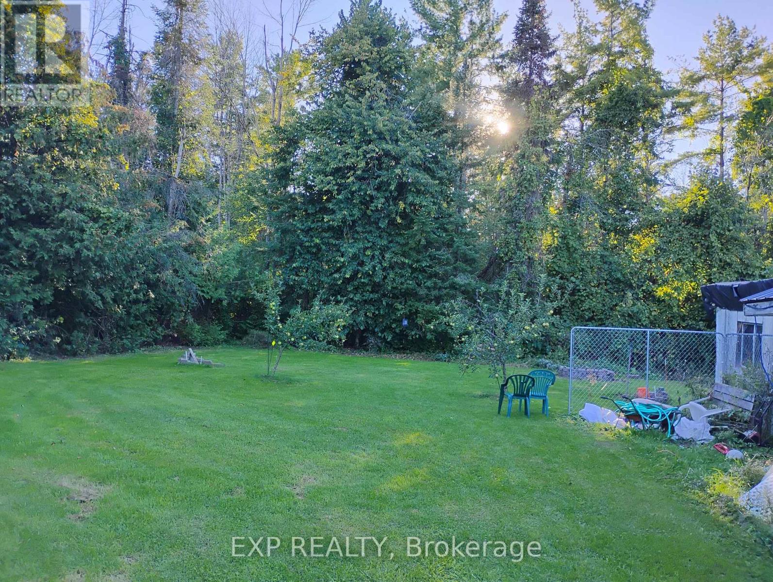 4044 Bayview Avenue Property Photo 3