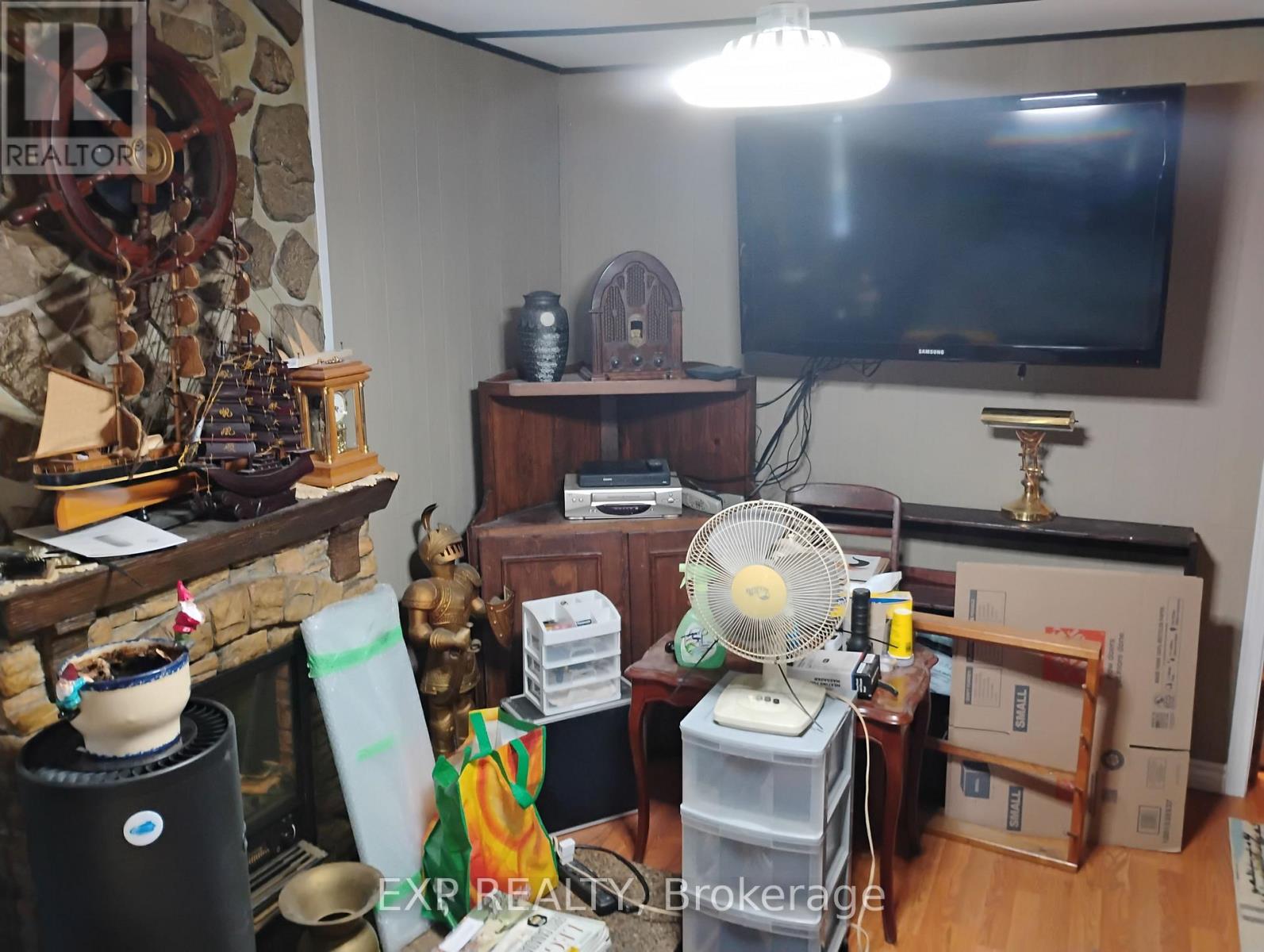 4044 Bayview Avenue Property Photo 6