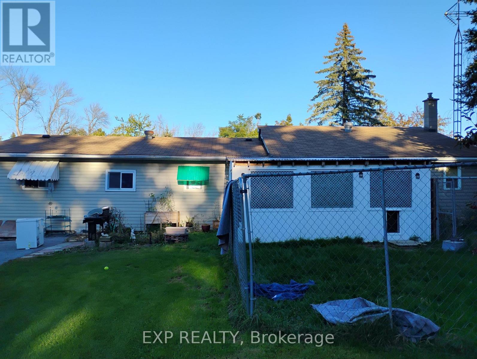 4044 Bayview Avenue Property Photo 7