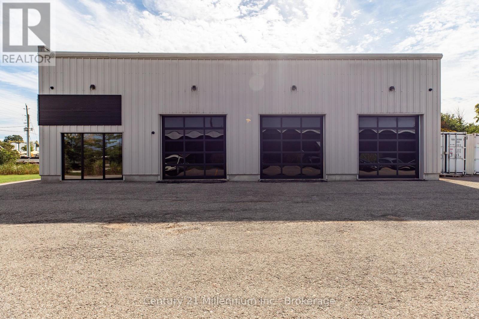 370 Raglan Street Property Photo 12