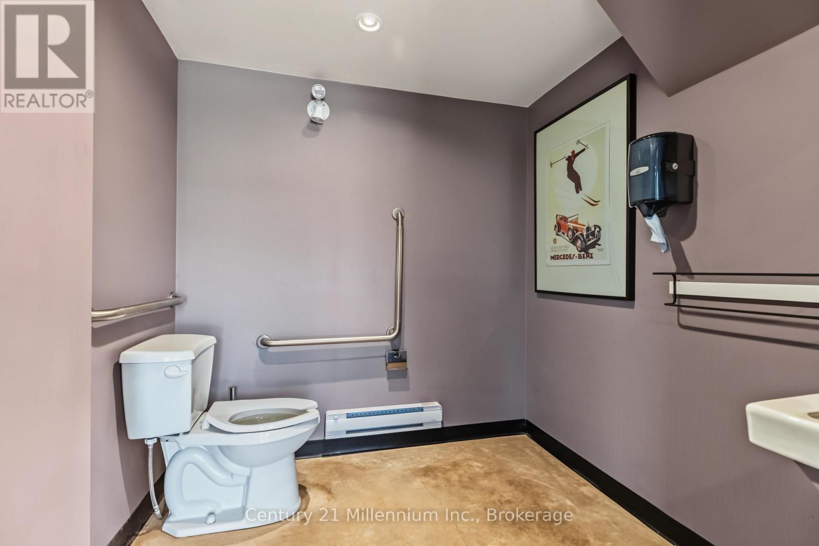 370 Raglan Street Property Photo 33