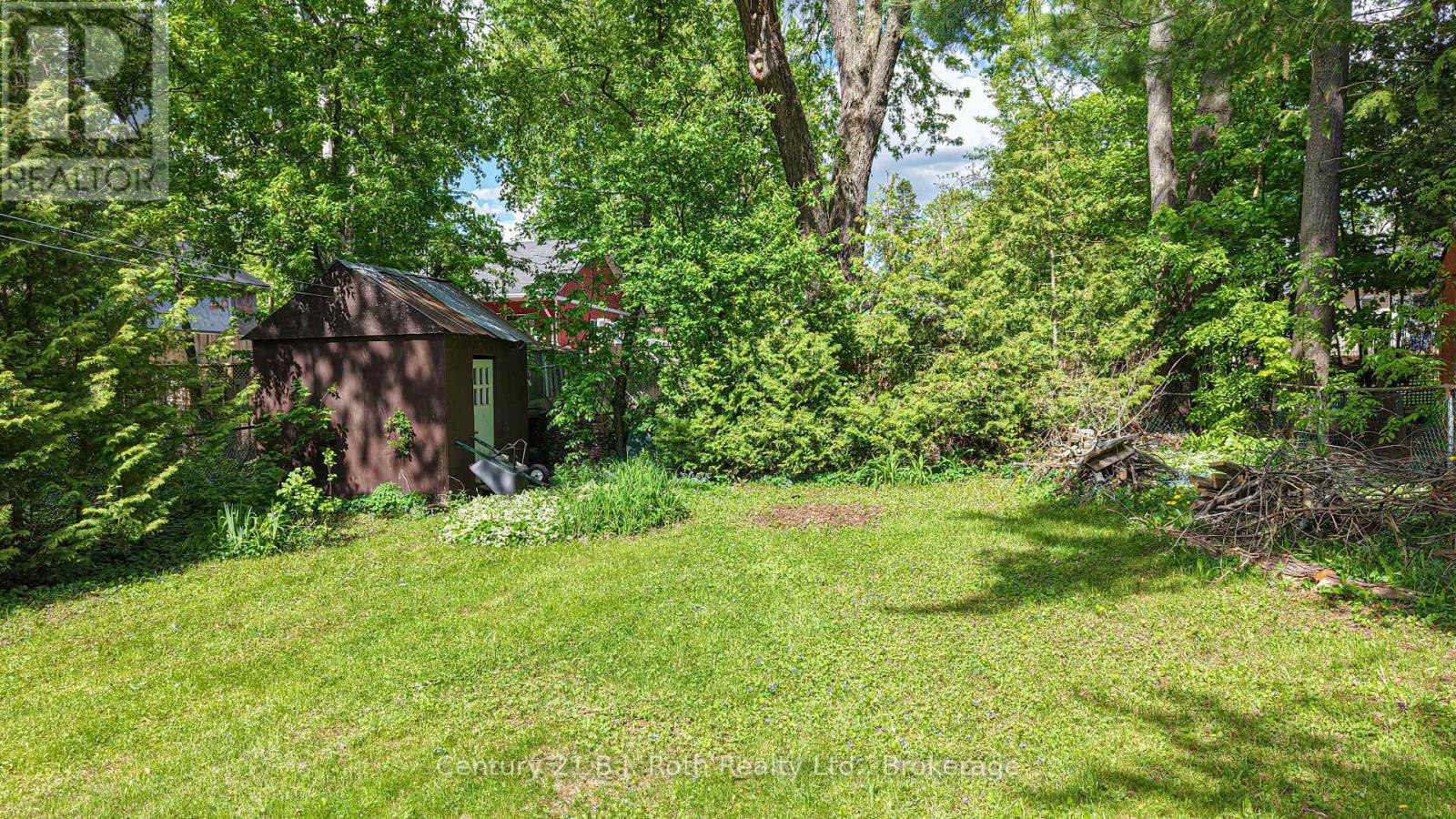 3427 Coronation Avenue Property Photo 19
