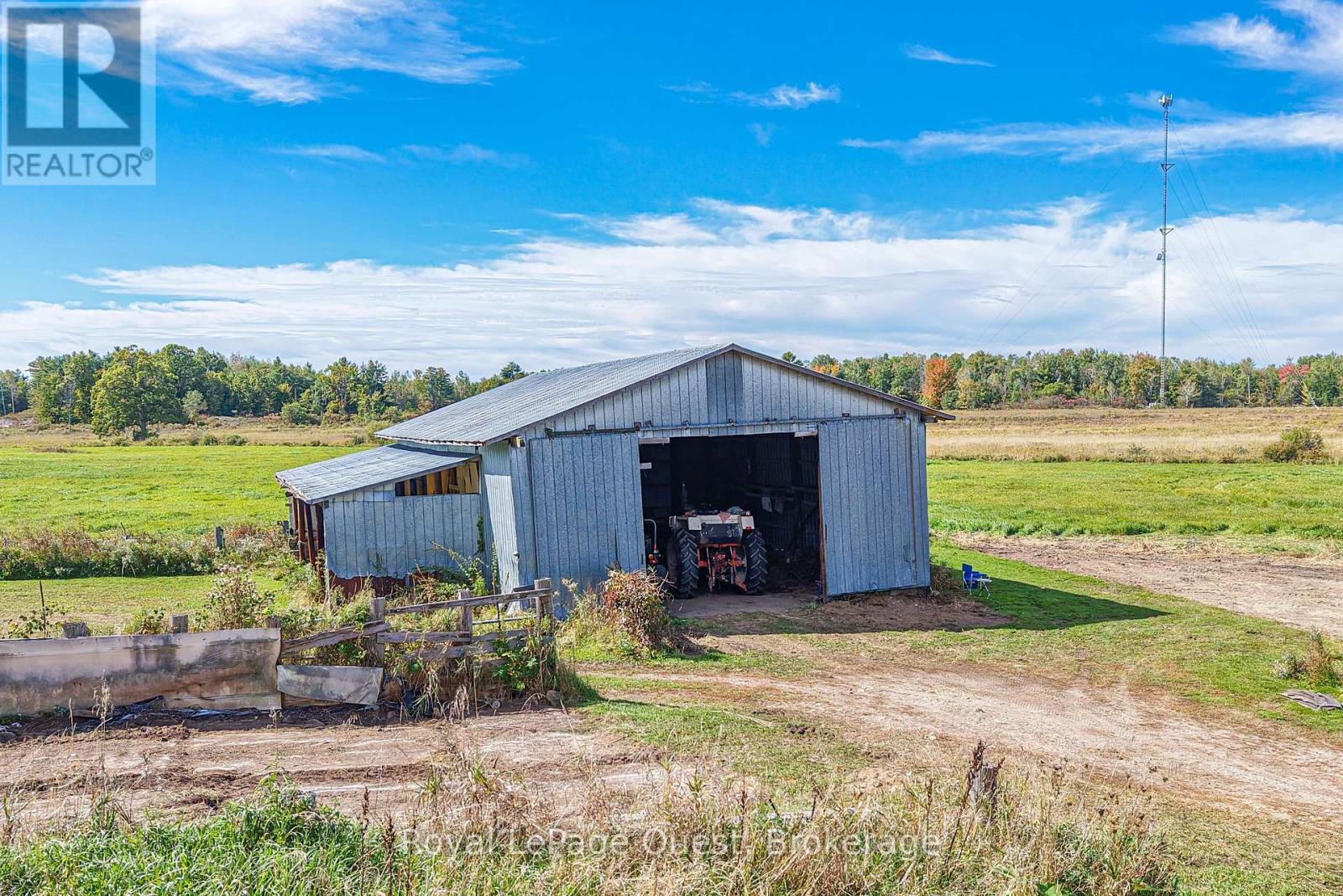 2750 Fairgrounds Road Property Photo 4