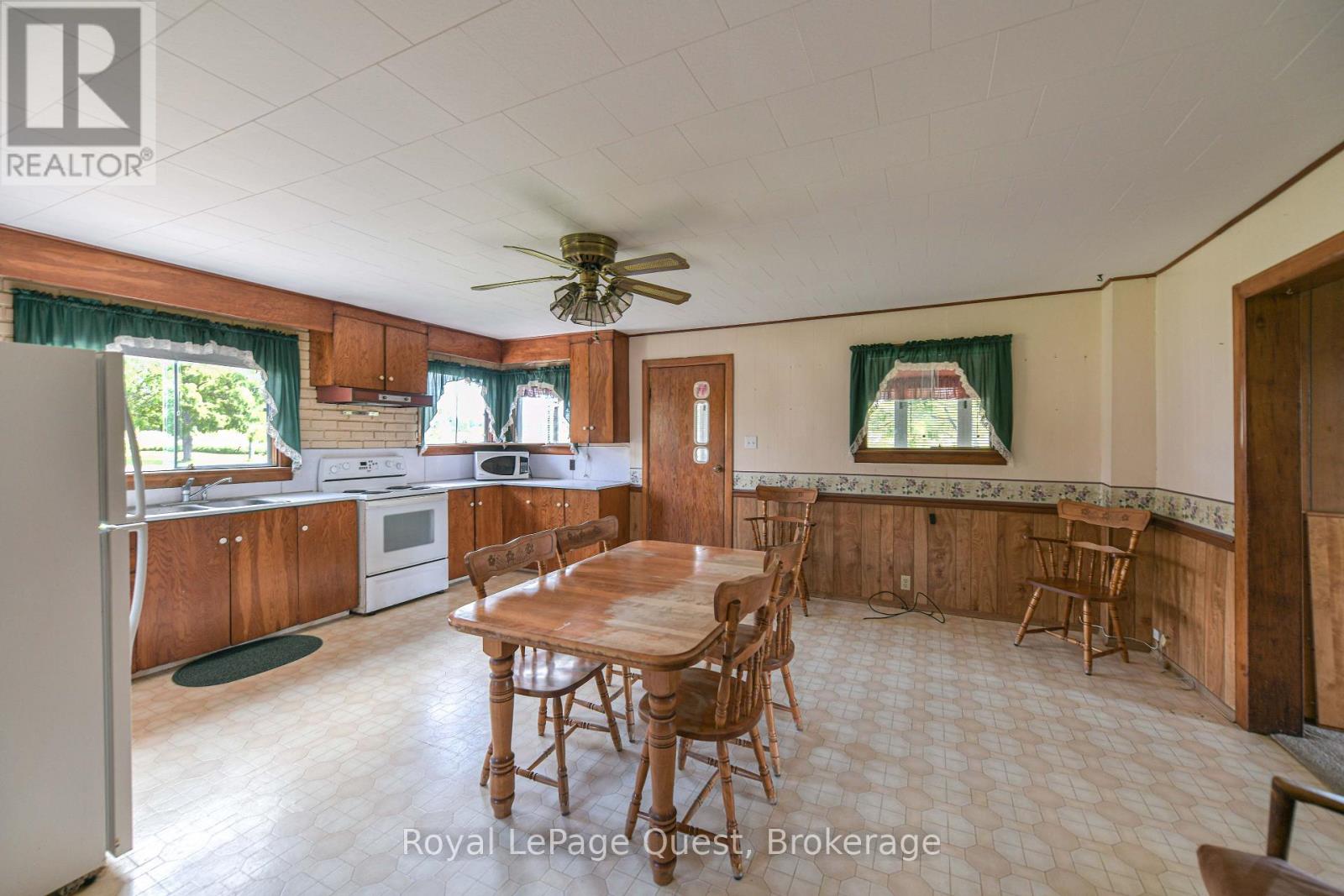 2750 Fairgrounds Road Property Photo 19