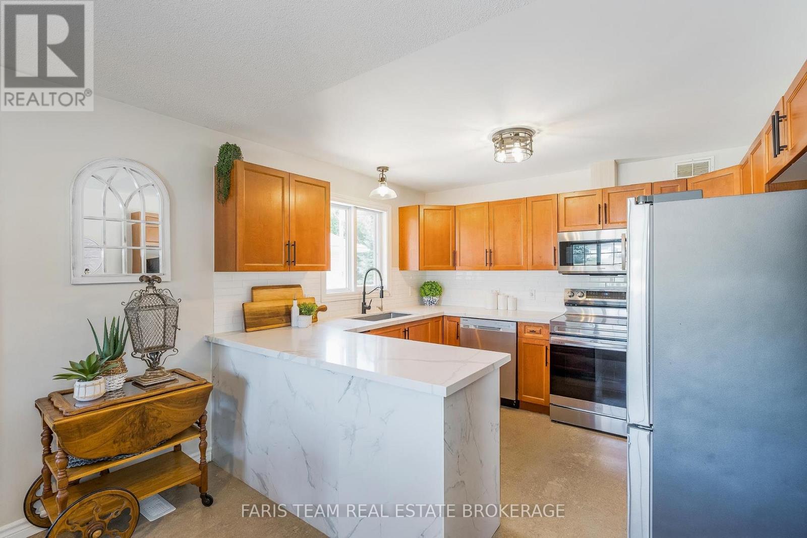 61 Pennsylvania Avenue Property Photo 7