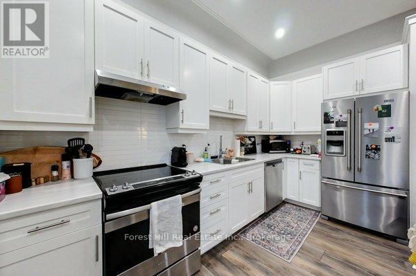 72 Third Street Property Photo 13