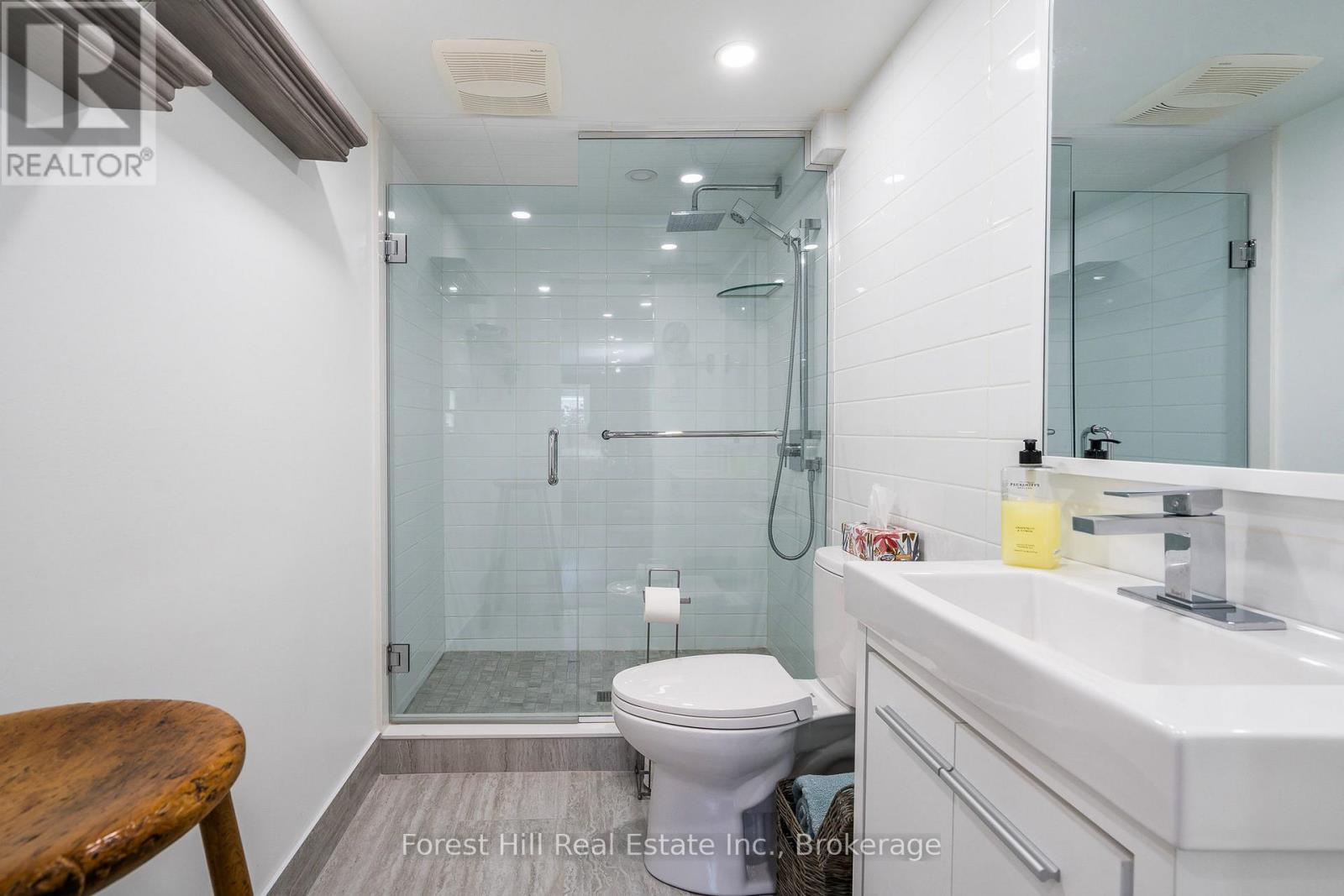 72 Third Street Property Photo 37