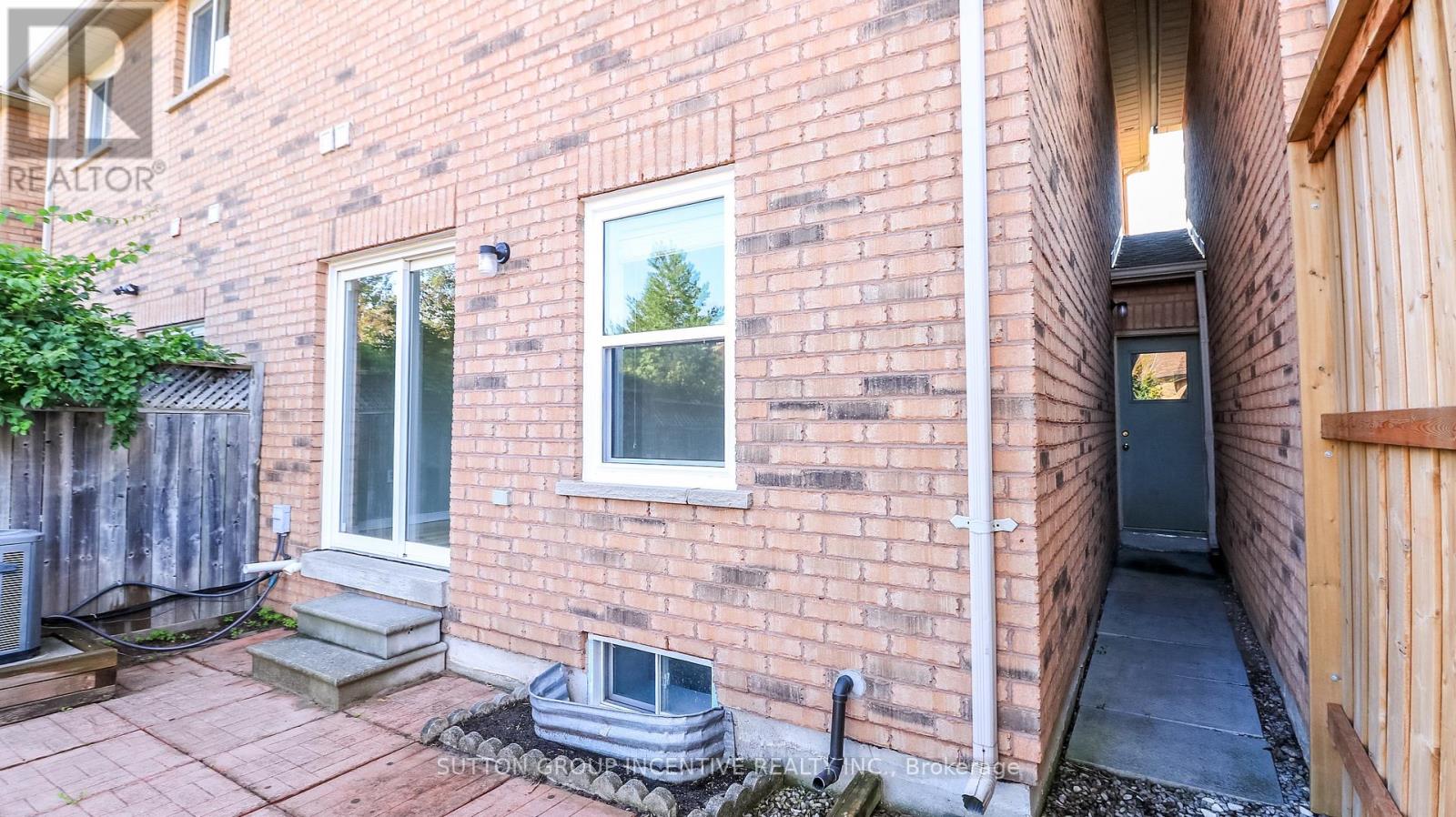 15 Bruce Crescent Property Photo 41